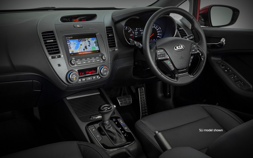 kia-cerato-forte-5-door-interior-01-w