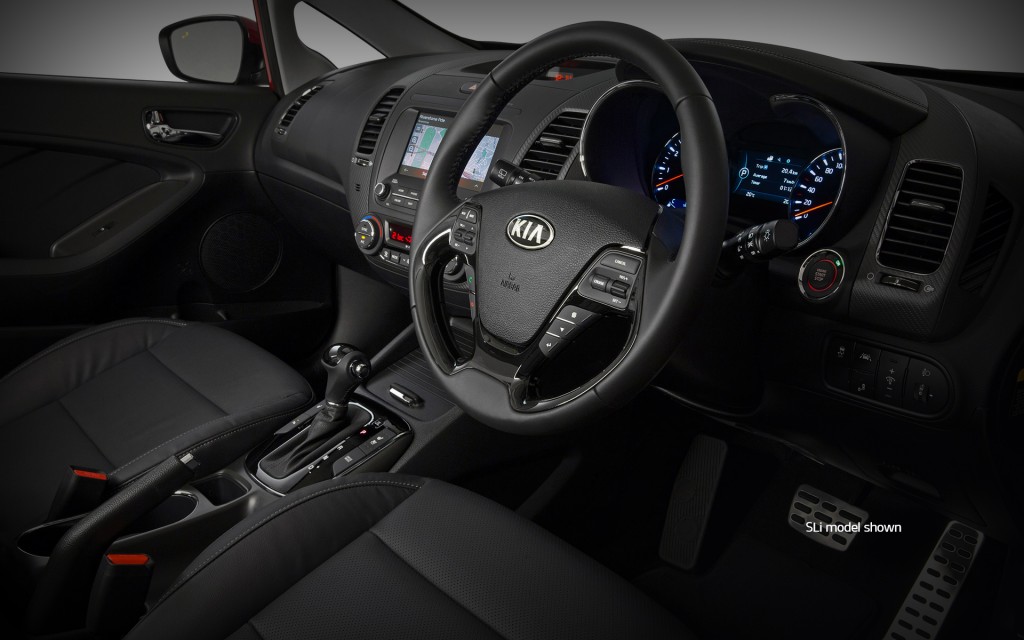 kia-cerato-forte-rhd-interior-01-w